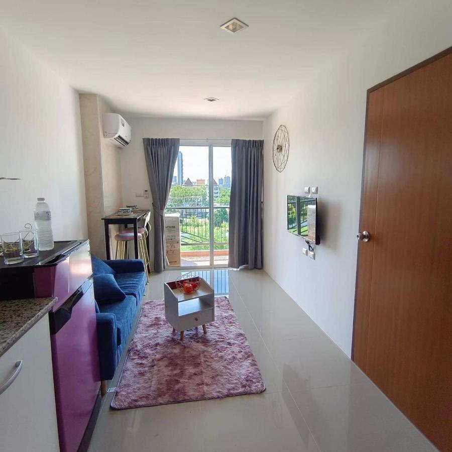 Trio Gems Condo, Pattaya Thailand Джомтьен Экстерьер фото