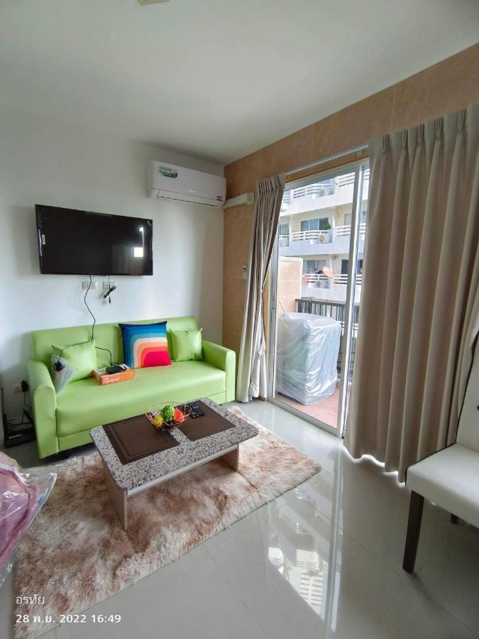 Trio Gems Condo, Pattaya Thailand Джомтьен Экстерьер фото